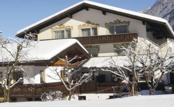 Mayrhofen Guesthouses, Mayrhofen,Austria.external 